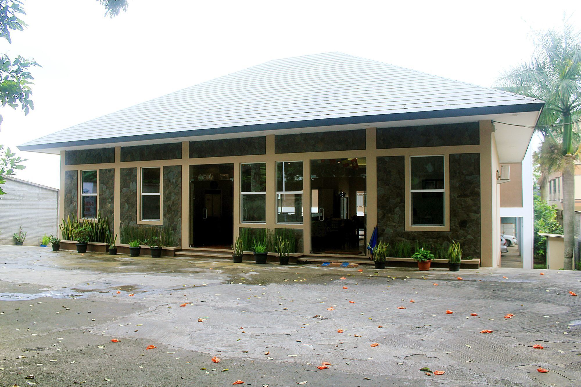Zen Rooms Bukit Tunggul 万隆 外观 照片