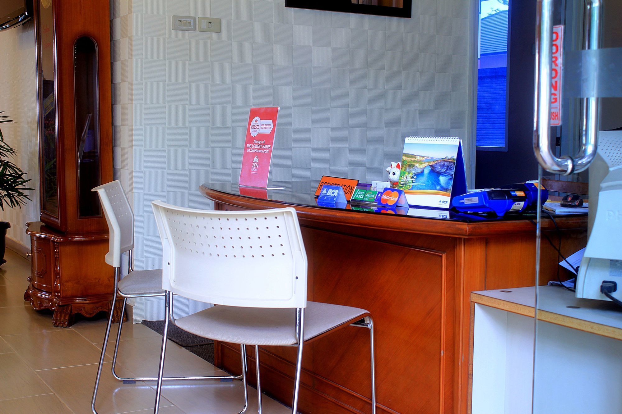 Zen Rooms Bukit Tunggul 万隆 外观 照片
